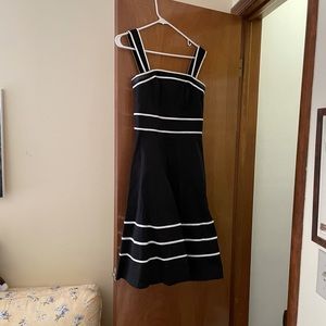 WHBM black and white dress size 0.